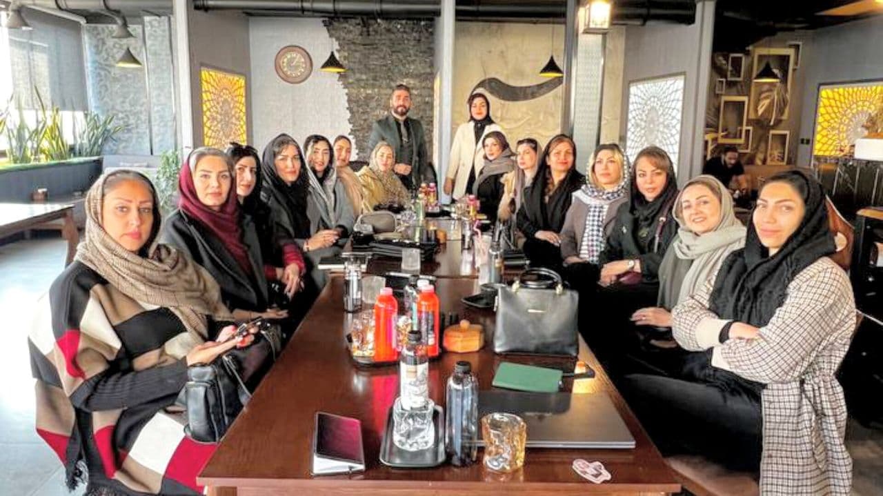 دوره لیفت مژه و لمینت